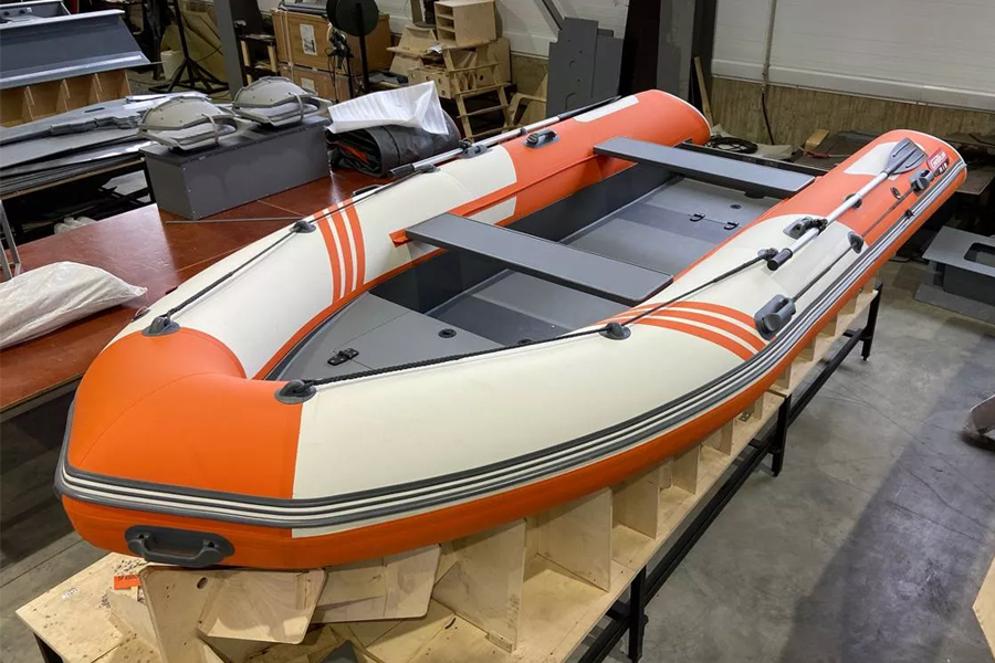 Лодка РИБ Roger Gelium 430 (низкий борт, пластиковый конус)