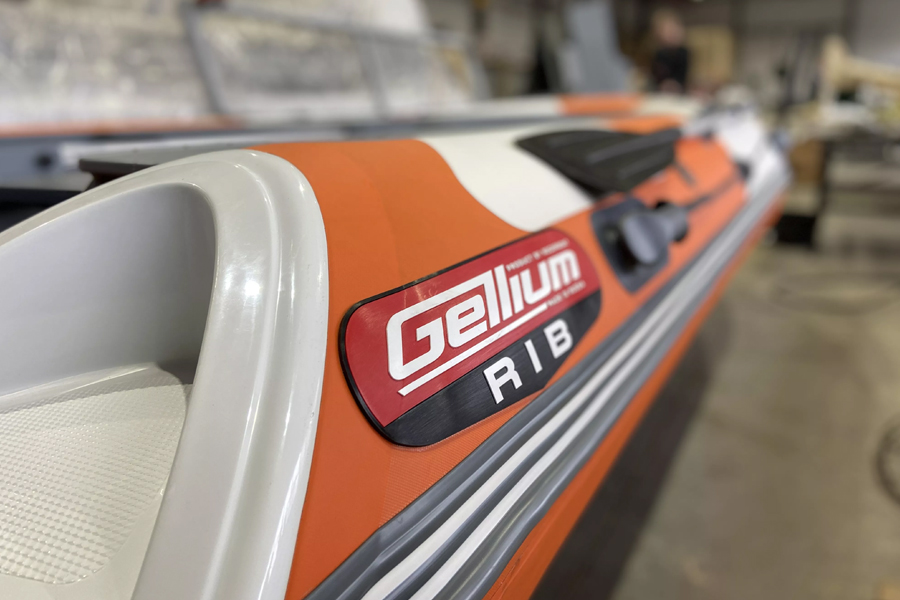 Лодка РИБ Roger Gelium 430 (высокий борт, пластиковый конус)