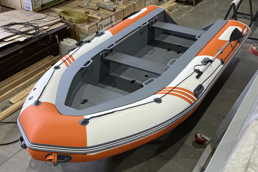 Лодка РИБ Roger Gelium 430 (высокий борт, пластиковый конус)