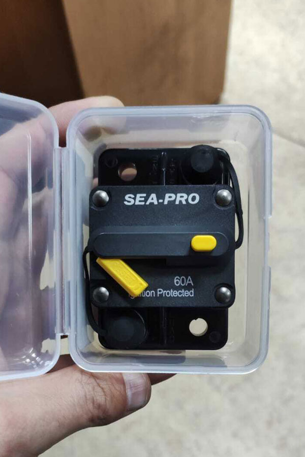 Автоматический предохранитель Sea-Pro 60А