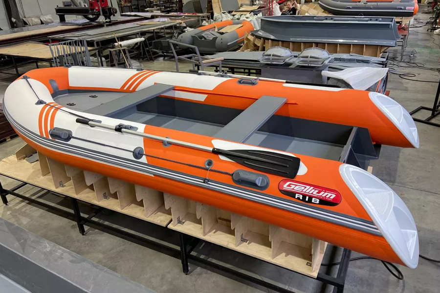 Лодка РИБ Roger Gelium 430 (низкий борт, пластиковый конус)