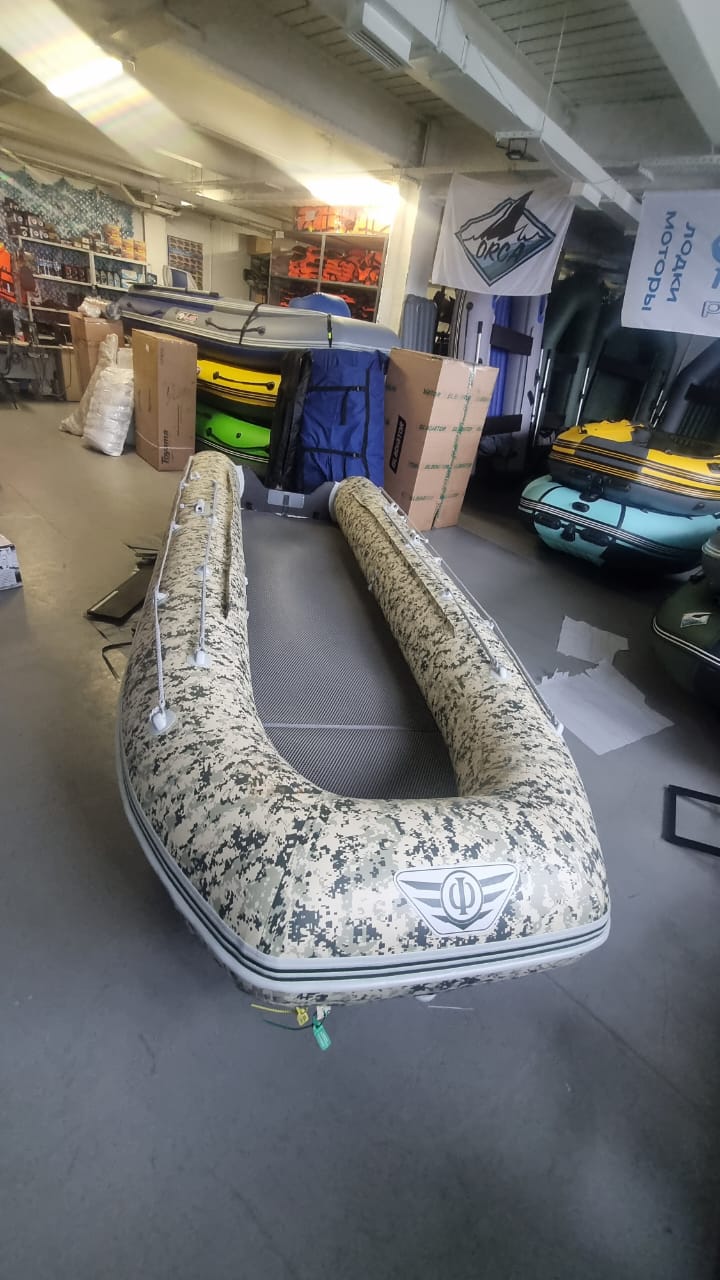 Лодка Флагман DK 430 IGLA пиксель