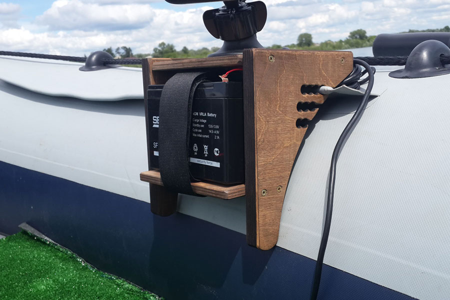 Площадка для эхолота fasten borika. Крепление эхолота пвх. Крепление эхолота лоуренс 12 в лодке пвх. Крепление эхолота практик 7 к лодке пвх. Крепление эхолота пвх.