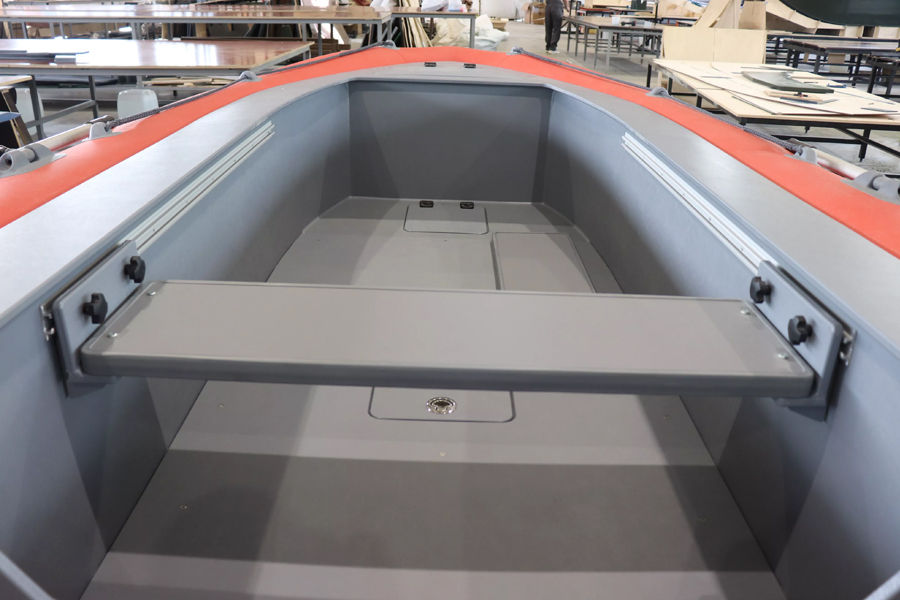 Лодка РИБ Roger Gelium 430 (высокий борт, ПВХ конус)
