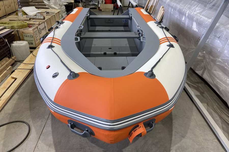 Лодка РИБ Roger Gelium 430 (высокий борт, пластиковый конус)